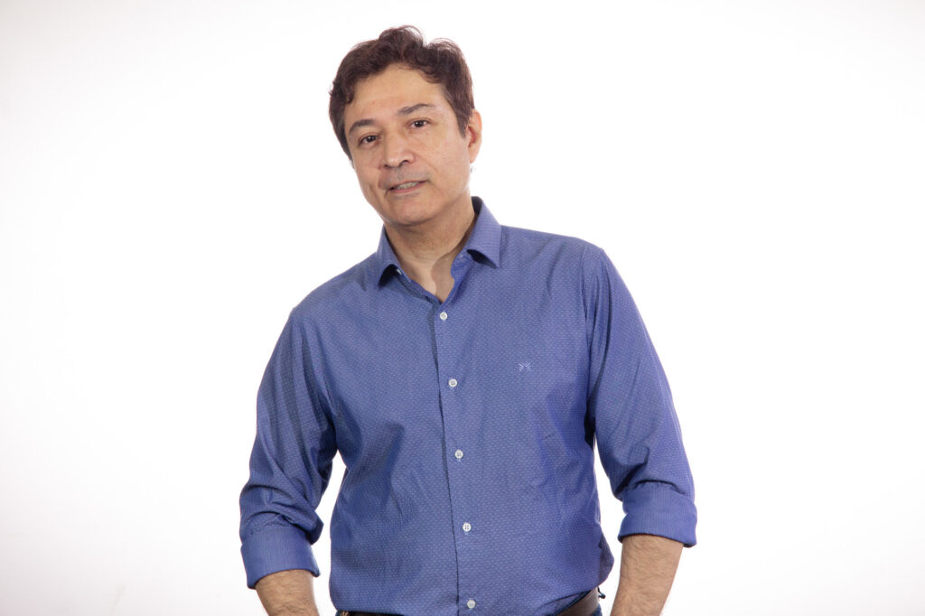 Lic. Raul Brizuela: Jefe de Prensa y programación.